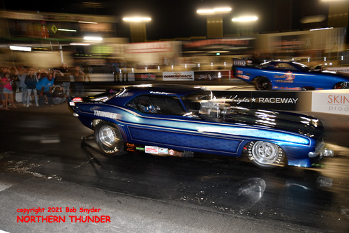 Jordan Ballew - 'Ballew Thunder' (near lane) 
vs Daniel Butherus - 'Rat-A-Tude' (far lane)